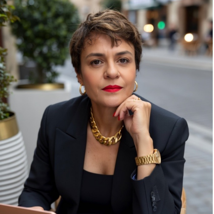 Glaucia da Silva Brito - -